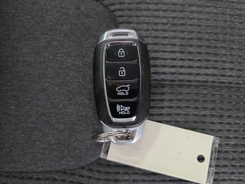 Used 2019 Hyundai Santa Fe SEL image 27