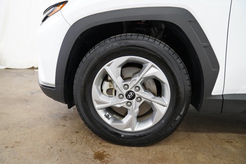 Used 2022 Hyundai Tucson SE image 15