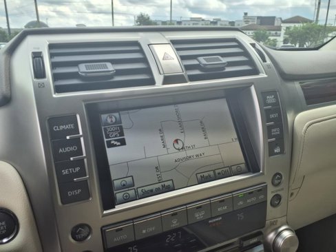 Used 2011 Lexus GX 460 image 21