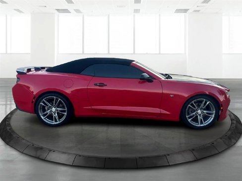 Used 2017 Chevrolet Camaro LT w/ RS Package image 7