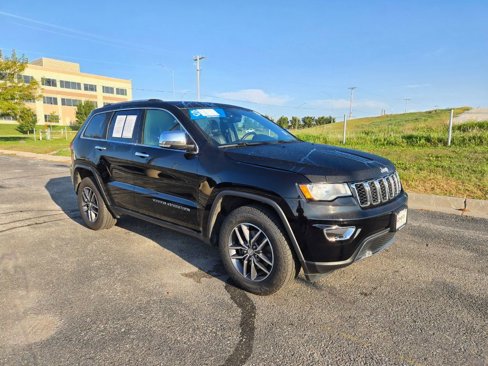 Used 2018 Jeep Grand Cherokee Limited image 1