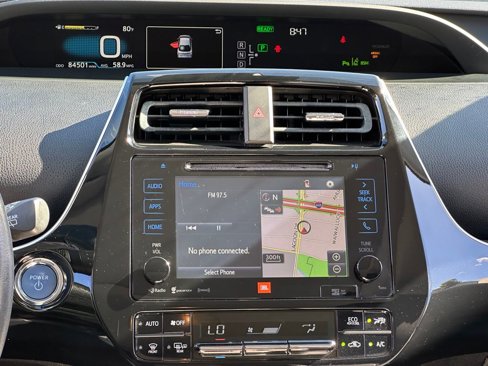 Used 2016 Toyota Prius Four image 17