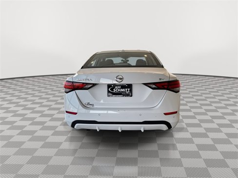 Used 2022 Nissan Sentra SV image 10