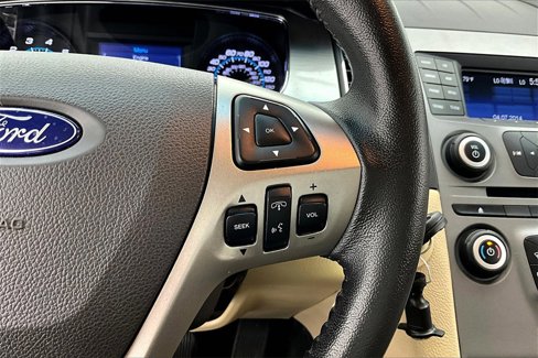 Used 2016 Ford Taurus SEL image 19