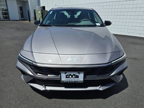 New 2025 Hyundai Elantra Sport image 9