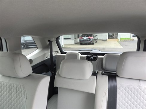 Used 2020 Volkswagen Tiguan S w/ 3rd Row Seat Package image 29