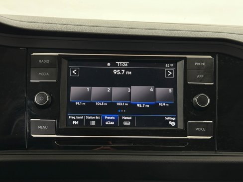 Used 2024 Volkswagen Jetta SE image 11