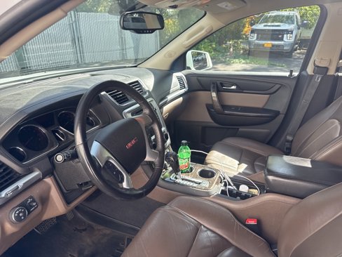 Used 2016 GMC Acadia SLT image 13