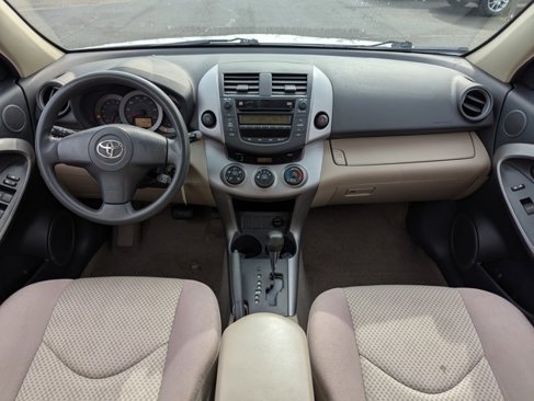 Used 2008 Toyota RAV4 2WD image 21