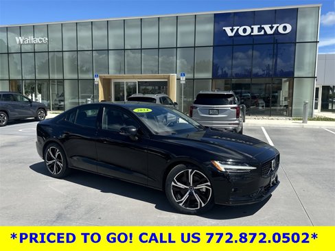 Used 2024 Volvo S60 B5 Plus image 1