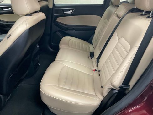 Used 2024 Ford Edge SEL w/ Convenience Package image 16