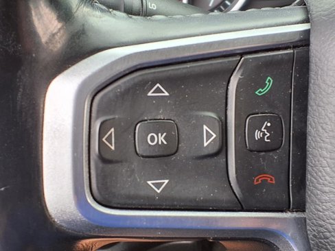 Used 2020 RAM 1500 Laramie image 31
