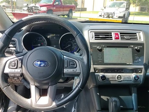 Used 2016 Subaru Outback 2.5i Premium image 28
