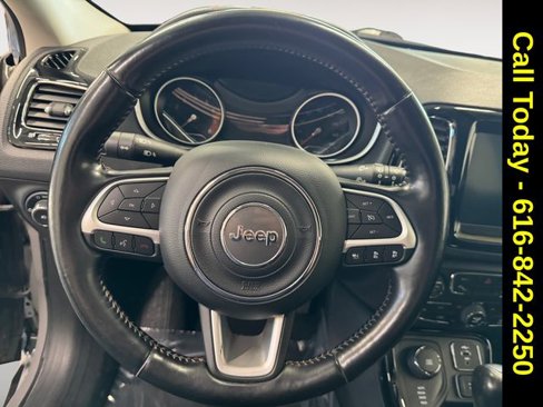 Used 2021 Jeep Compass Limited image 9