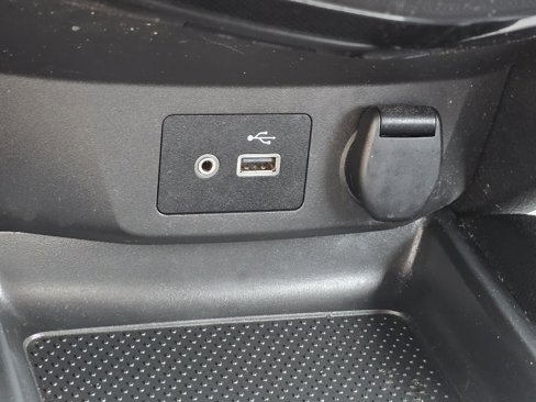 Used 2021 Nissan Rogue Sport S image 16