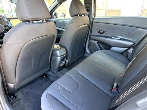 Used 2025 Hyundai Elantra Sport image 24