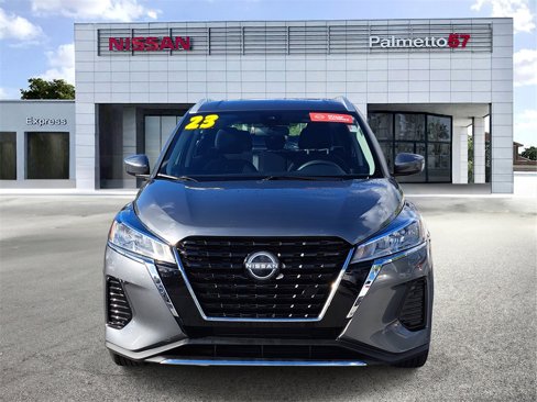 Certified 2023 Nissan Kicks SV image 2