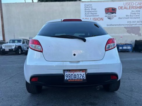 Used 2011 MAZDA MAZDA2 Sport image 17