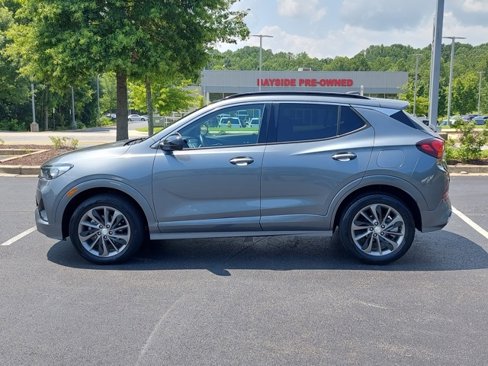 Used 2021 Buick Encore GX Essence w/ Experience Buick Package image 10