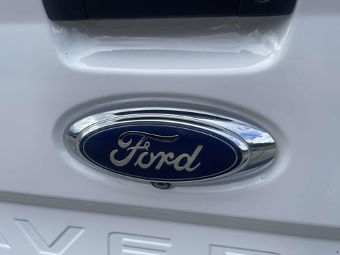 Used 2022 Ford Maverick XL image 8