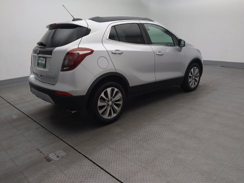 Used 2018 Buick Encore Preferred image 11