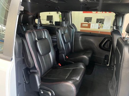 Used 2019 Dodge Grand Caravan GT image 34