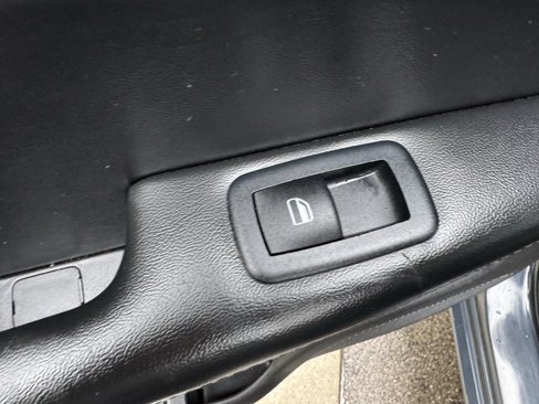 Used 2018 Jeep Grand Cherokee Altitude image 28