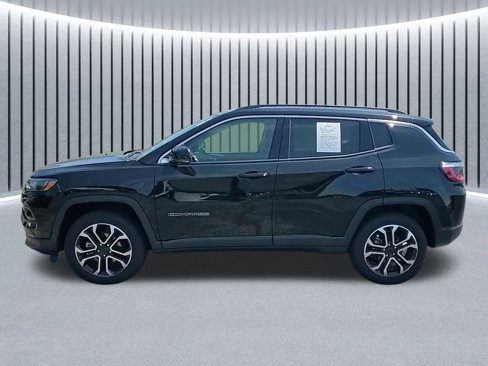 Used 2022 Jeep Compass Limited image 7
