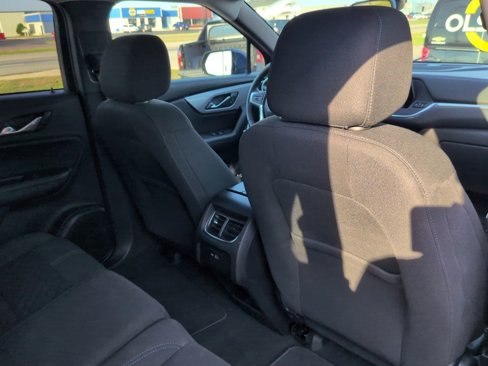 Used 2022 Chevrolet Blazer LT image 29