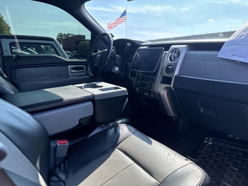 Used 2011 Ford F150 XLT w/ XLT Convenience Pkg image 3