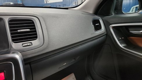Used 2014 Volvo S60 T5 image 33