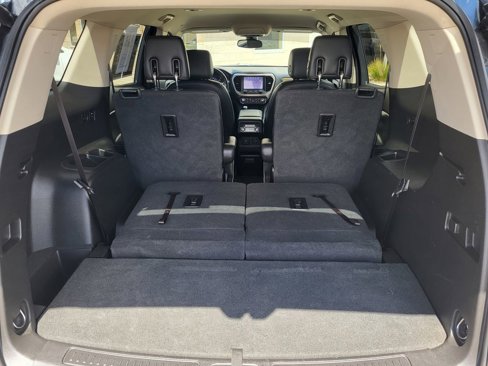 Used 2019 GMC Acadia Denali image 22