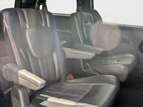 Used 2019 Dodge Grand Caravan GT image 20