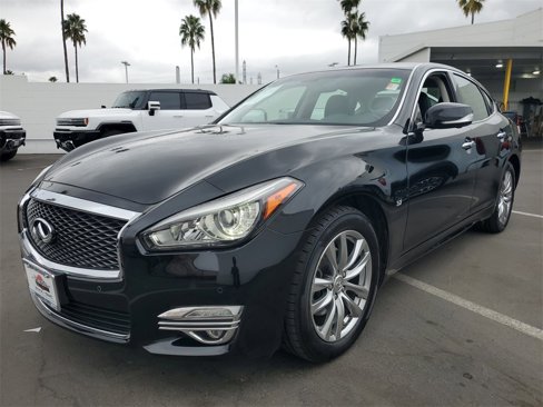 Used 2015 INFINITI Q70 3.7 image 2
