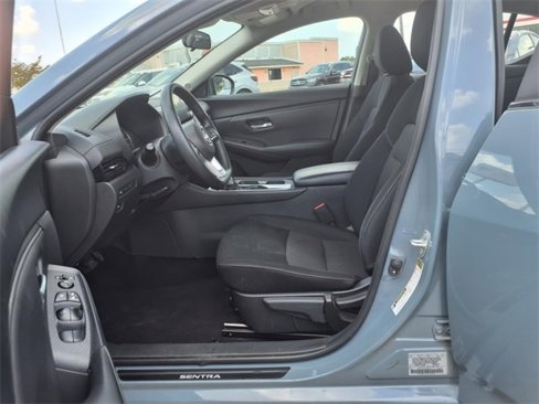 Used 2024 Nissan Sentra SV image 12
