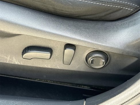Used 2022 Subaru Outback Premium image 32
