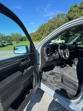 Used 2024 Chevrolet Silverado 1500 LT image 8