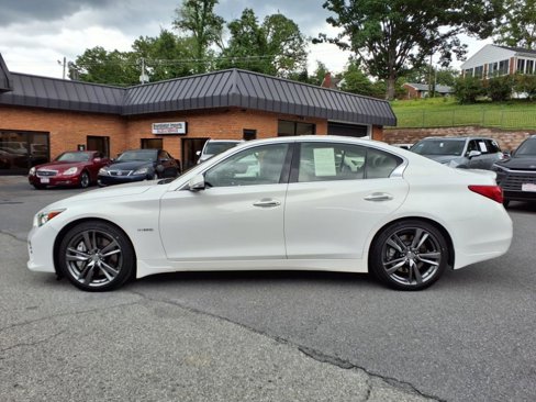 Used 2015 INFINITI Q50 Sport w/ Deluxe Technology Package image 5