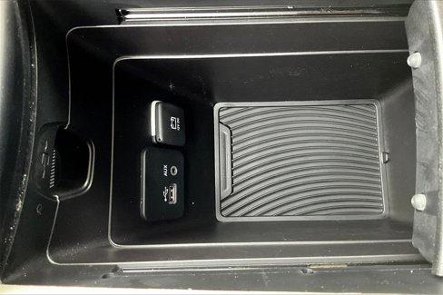 Used 2015 Chrysler 200 Limited image 22