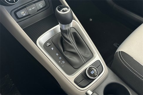 New 2025 Hyundai Venue SEL image 17