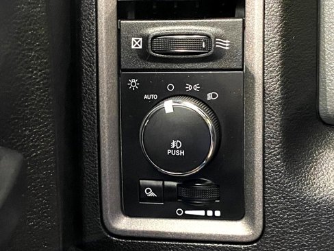 Used 2019 RAM 1500 Express w/ Express Value Package image 14