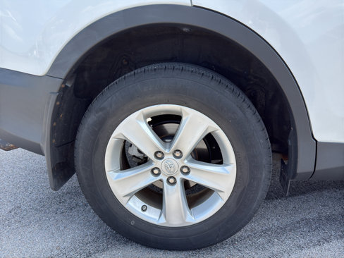 Used 2013 Toyota RAV4 XLE image 12