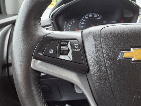 Certified 2022 Chevrolet Trax LT w/ LT Convenience Package image 14