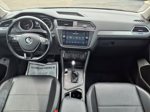 Used 2018 Volkswagen Tiguan SEL image 9
