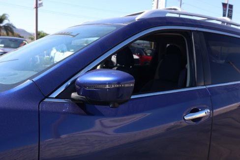 Used 2020 Nissan Rogue SV w/ Sun & Sound Touring Package image 12