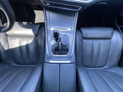 Used 2022 BMW X5 xDrive40i w/ Luxury Seating Package image 22