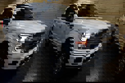 Used 2020 Ford F150 Platinum image 2