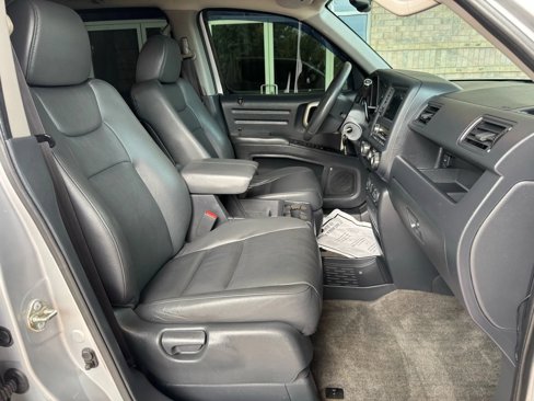 Used 2014 Honda Ridgeline SE image 27