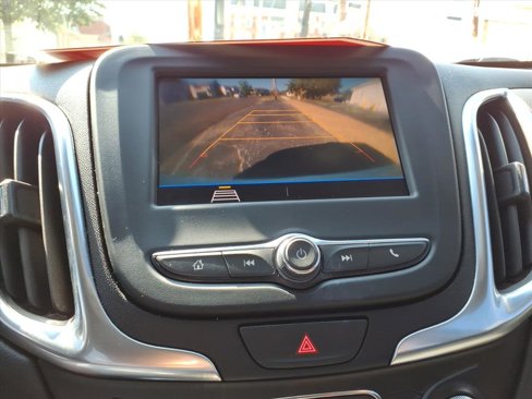 Used 2021 Chevrolet Equinox LT image 25