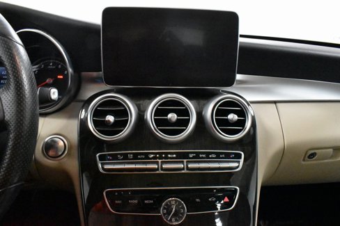 Used 2017 Mercedes-Benz C 300 4MATIC Sedan image 21